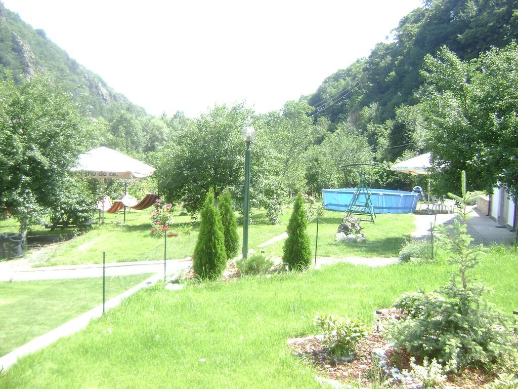 Pension Casa Natura Băile Herculane Exteriér fotografie